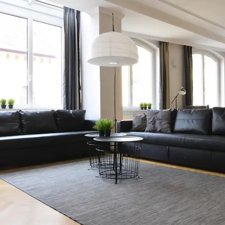 Standard By Hi5- Lovag Apartament