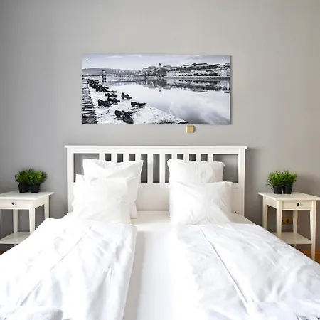 Apartament Standard By Hi5- Lovag Budapesta