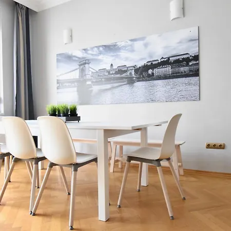 Apartament Standard By Hi5- Lovag