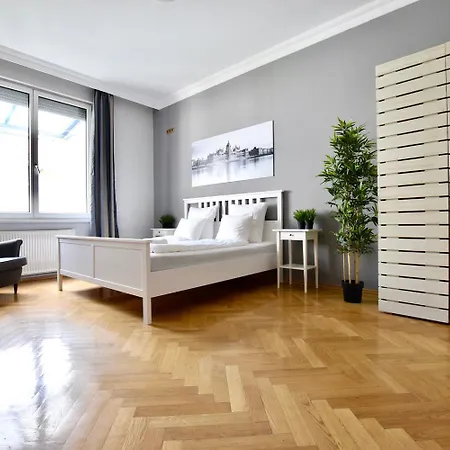 Apartament Standard By Hi5- Lovag